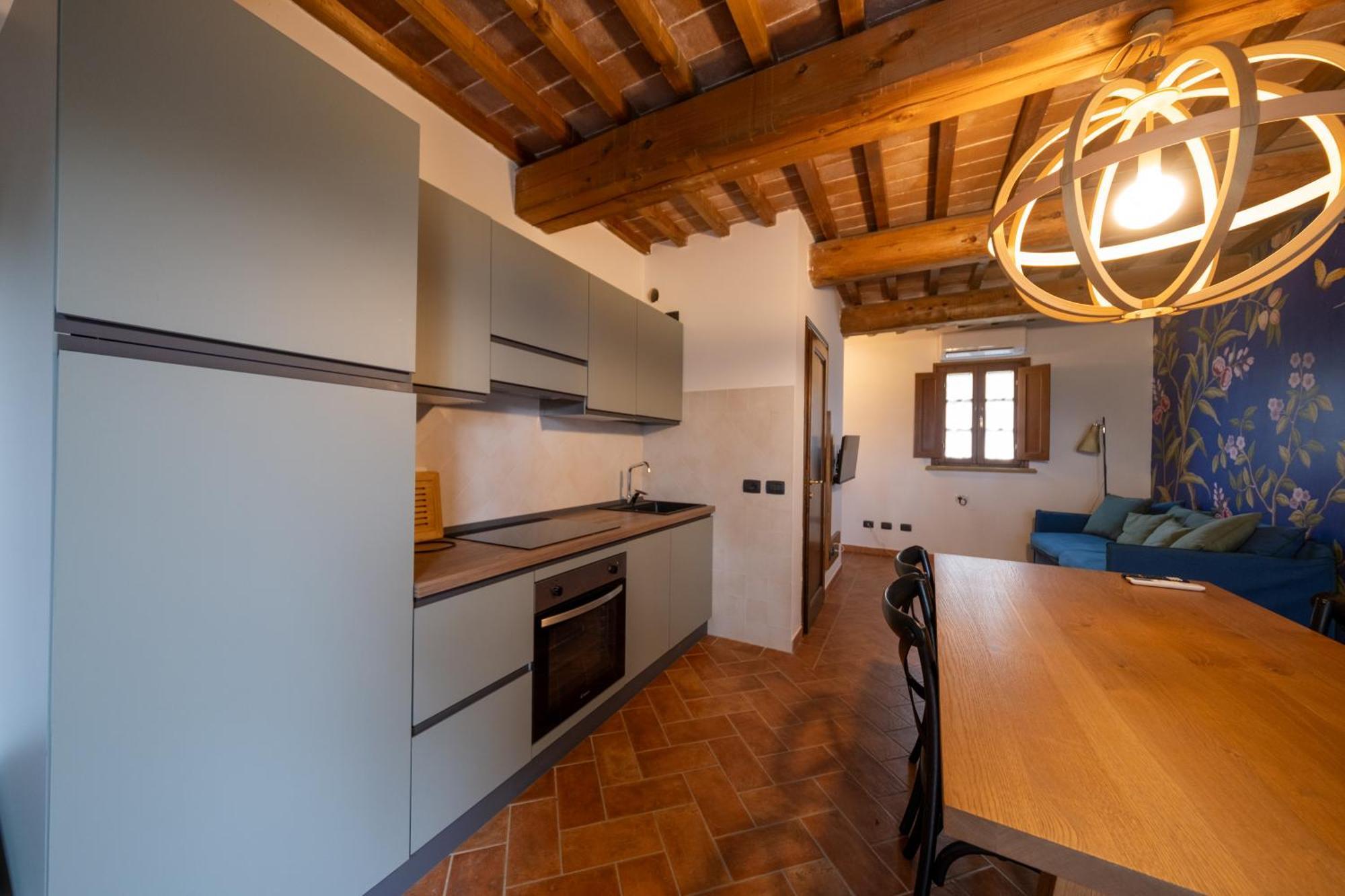 San Ruffino Apartments Lari Exterior photo