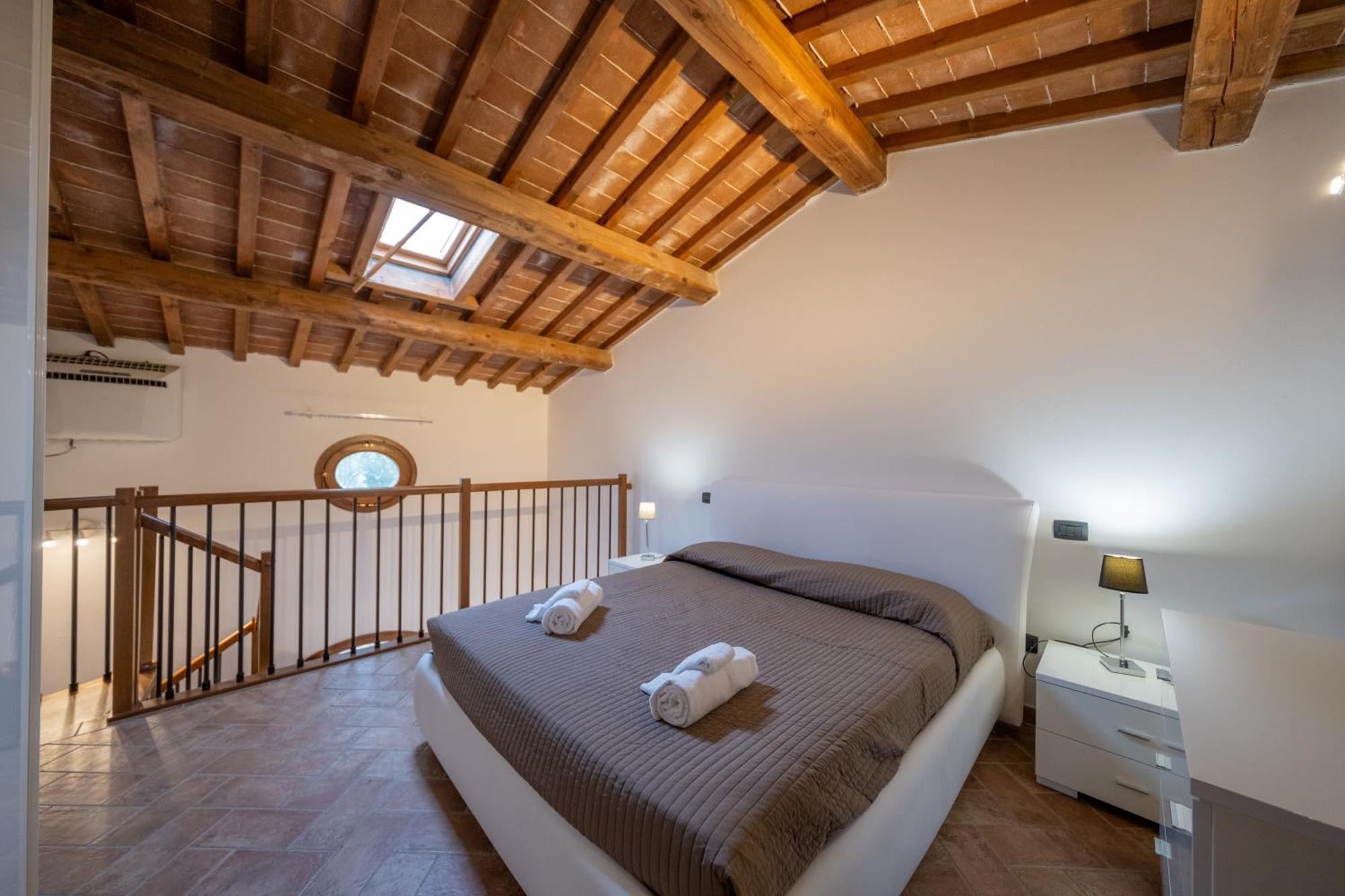 San Ruffino Apartments Lari Exterior photo