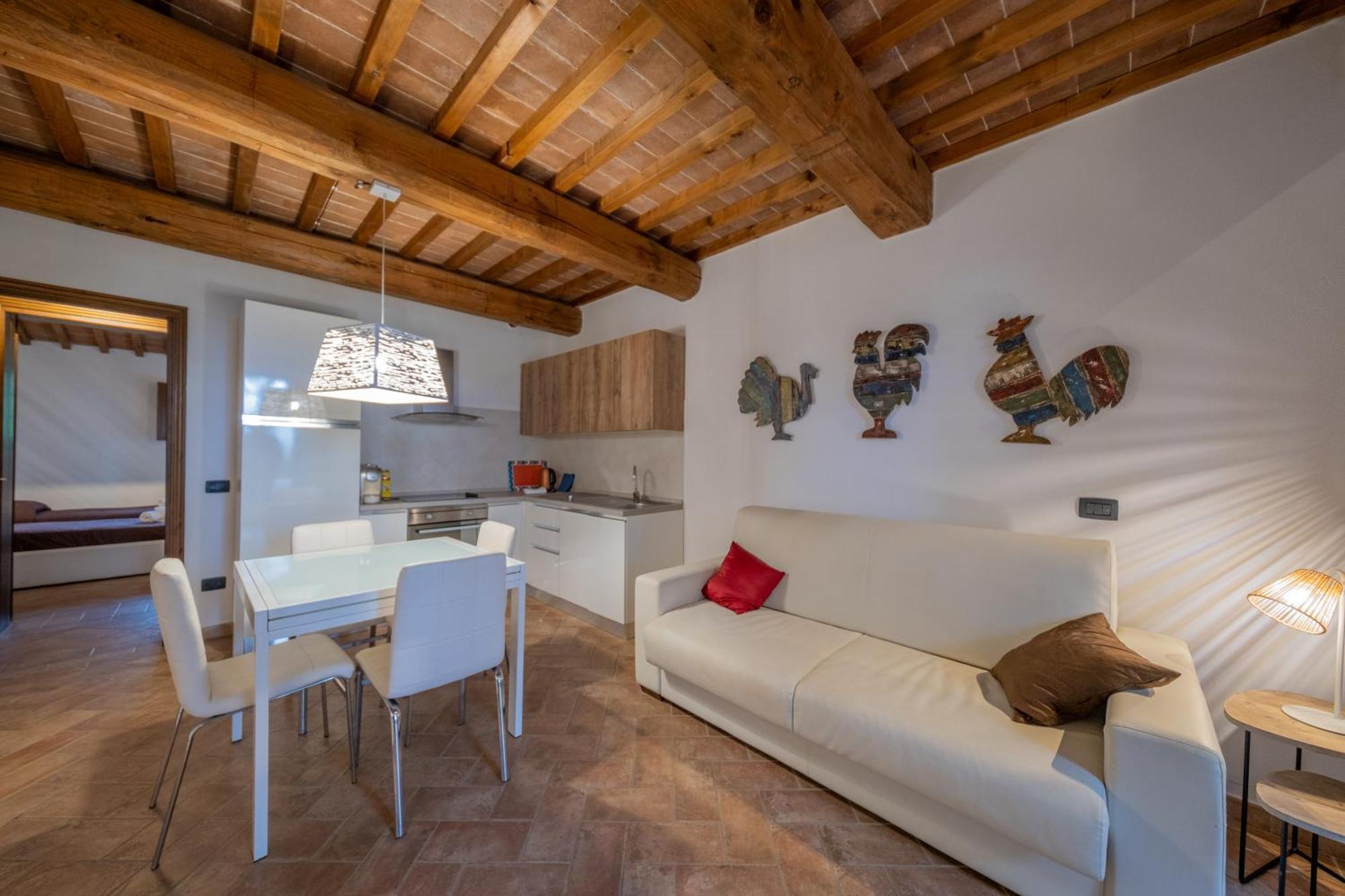 San Ruffino Apartments Lari Exterior photo