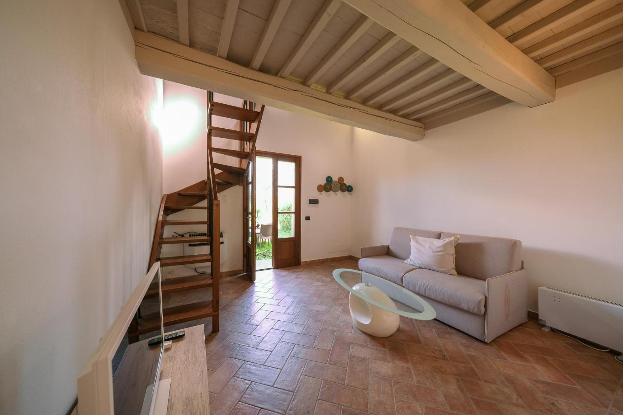 San Ruffino Apartments Lari Exterior photo