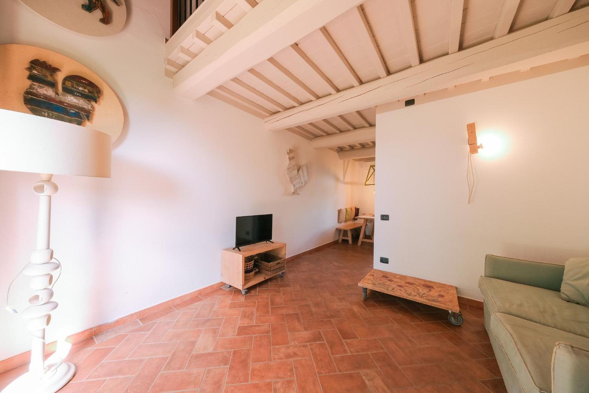 San Ruffino Apartments Lari Exterior photo