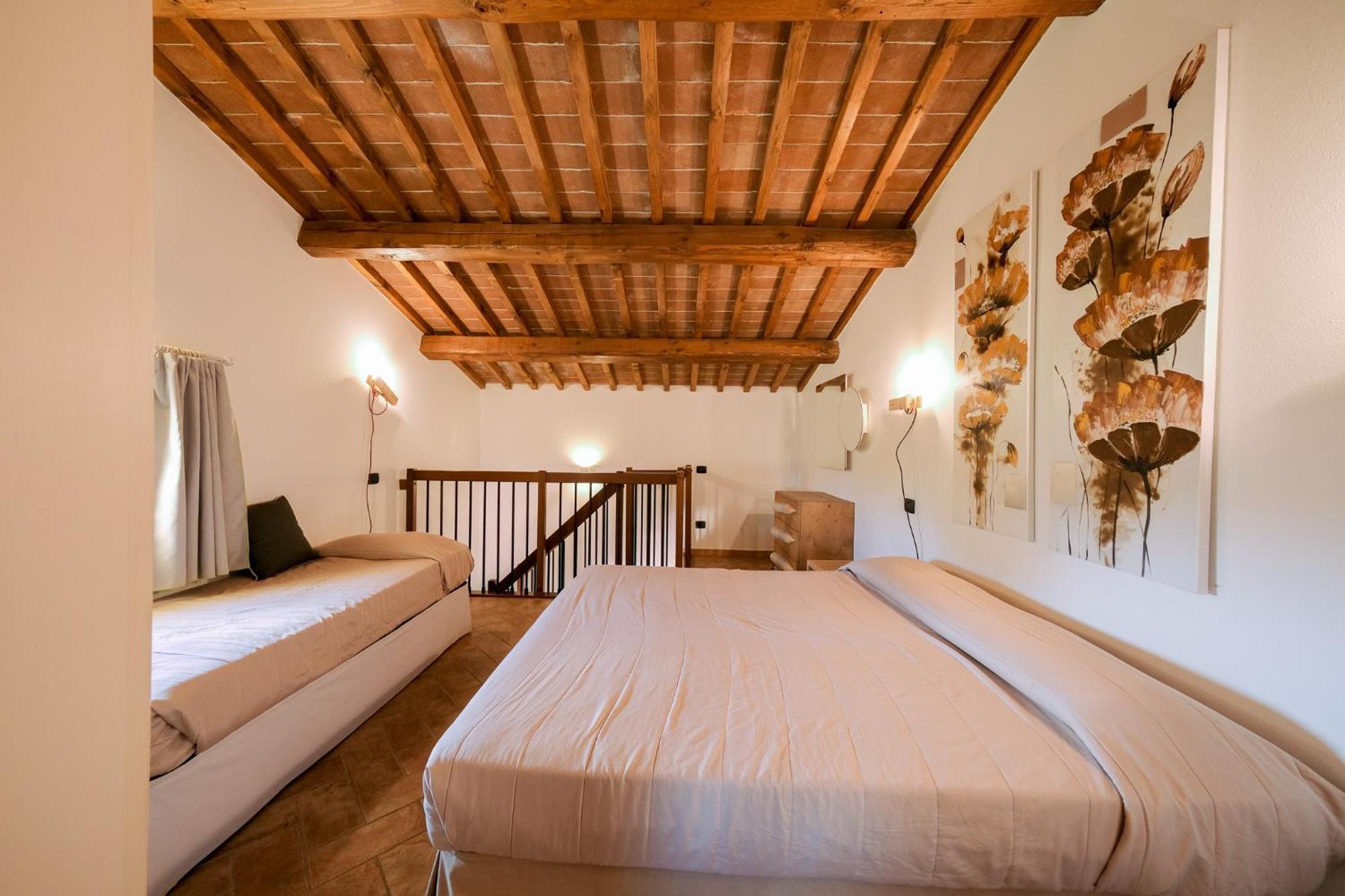 San Ruffino Apartments Lari Exterior photo